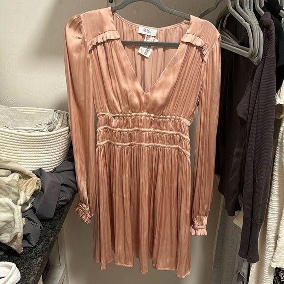 Reset by Jane light pink silky mini dress size Small NWT - Picture 1 of 4